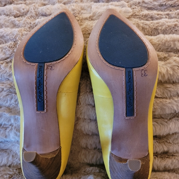 Calvin Klein Heels - Picture 5 of 8